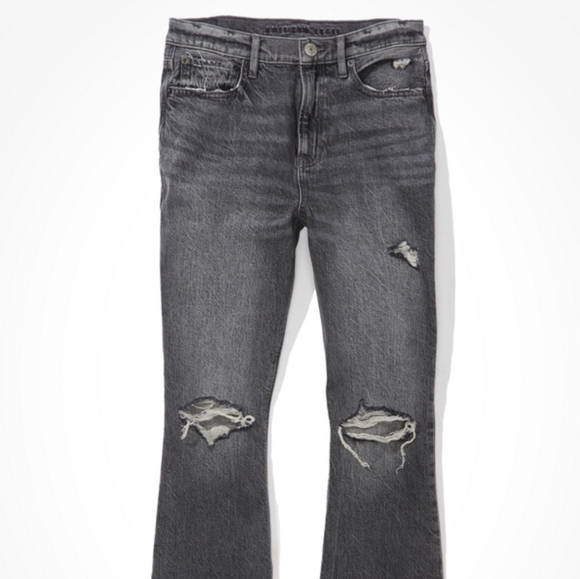 American Eagle Outfitters 90's Cropped Flare Jeans - Picture 4 of 13